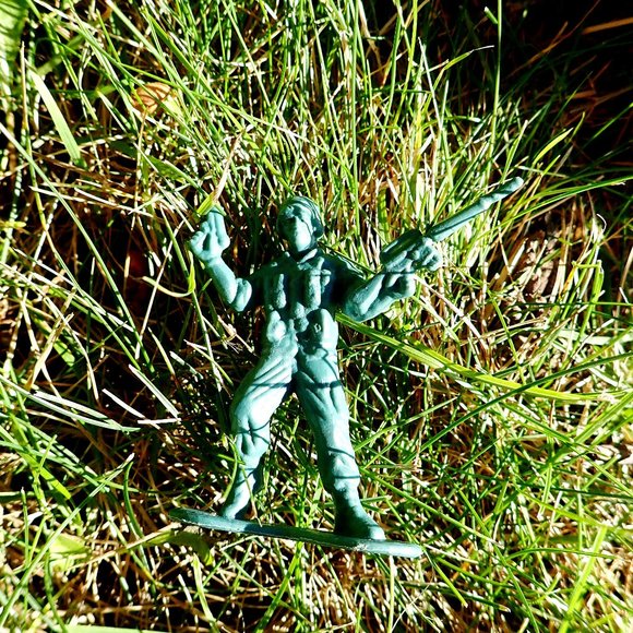 Vintage Bag of Army Men (1970s) - Picture 1 of 2